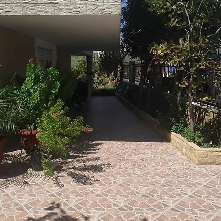 Apartman Babis House