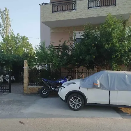 Apartment Babis House