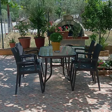 Babis House Apartment *