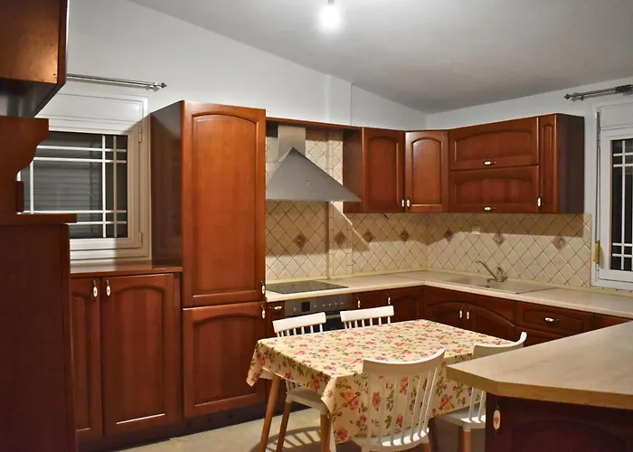 Babis House Апартаменты *