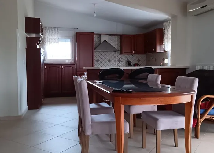 Babis House Апартаменты