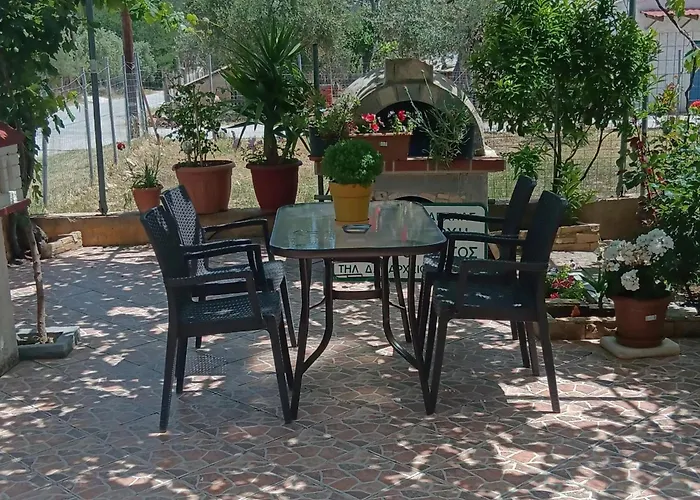 Babis House Апартаменты *